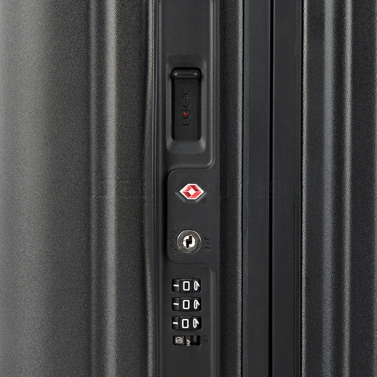 American Tourister - LOCKATION Large 75 cm Spinner Luggage | Durable & Stylish Travel Suitcase