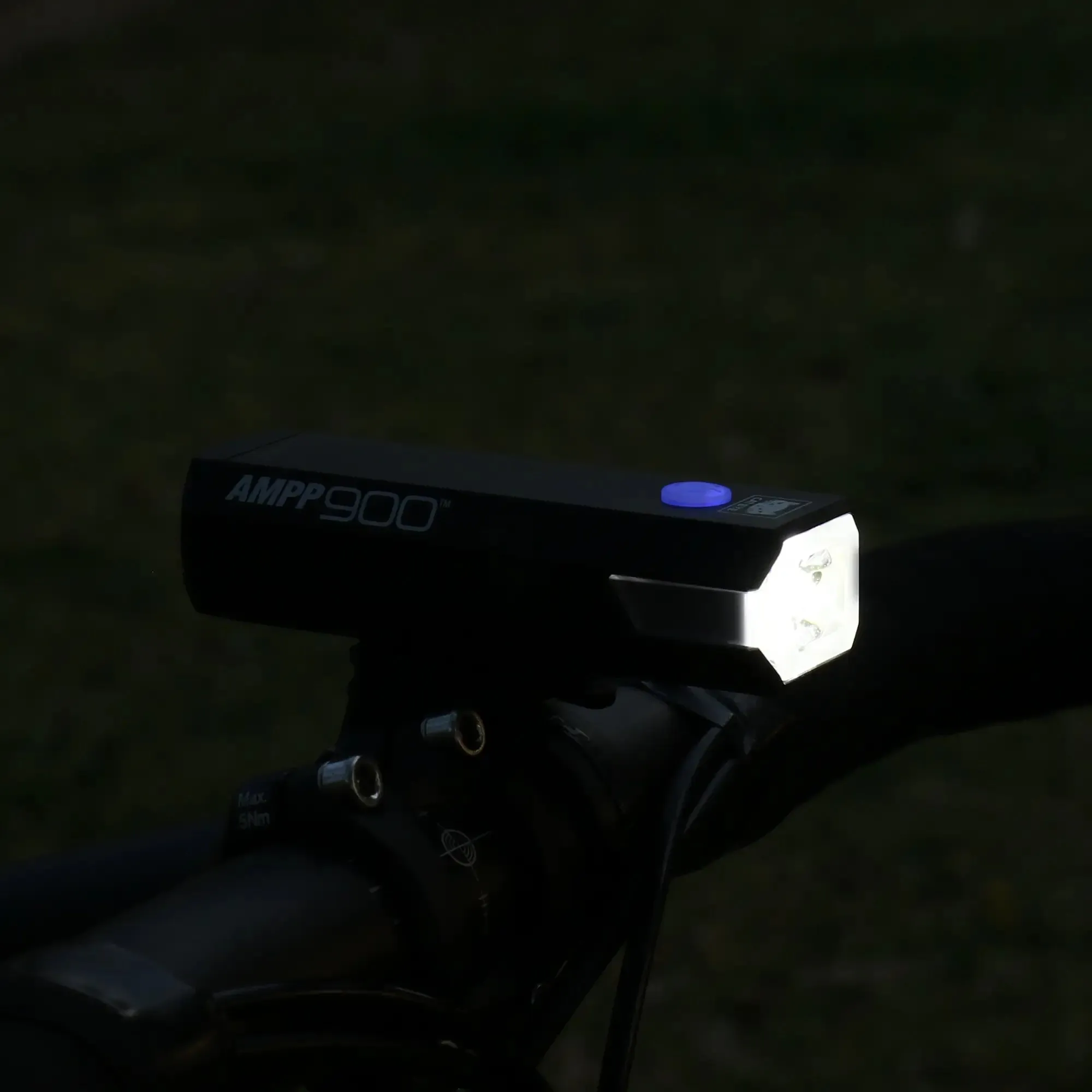 AMPP900