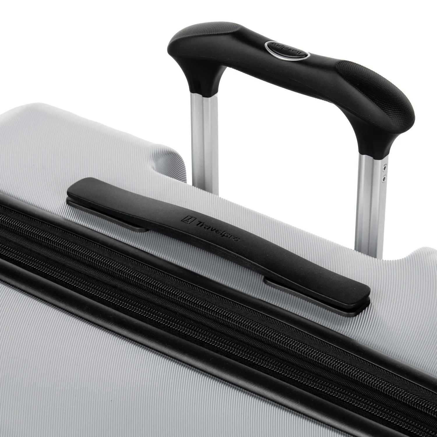 Maxlite® Air Large Check-in Expandable Hardside Spinner