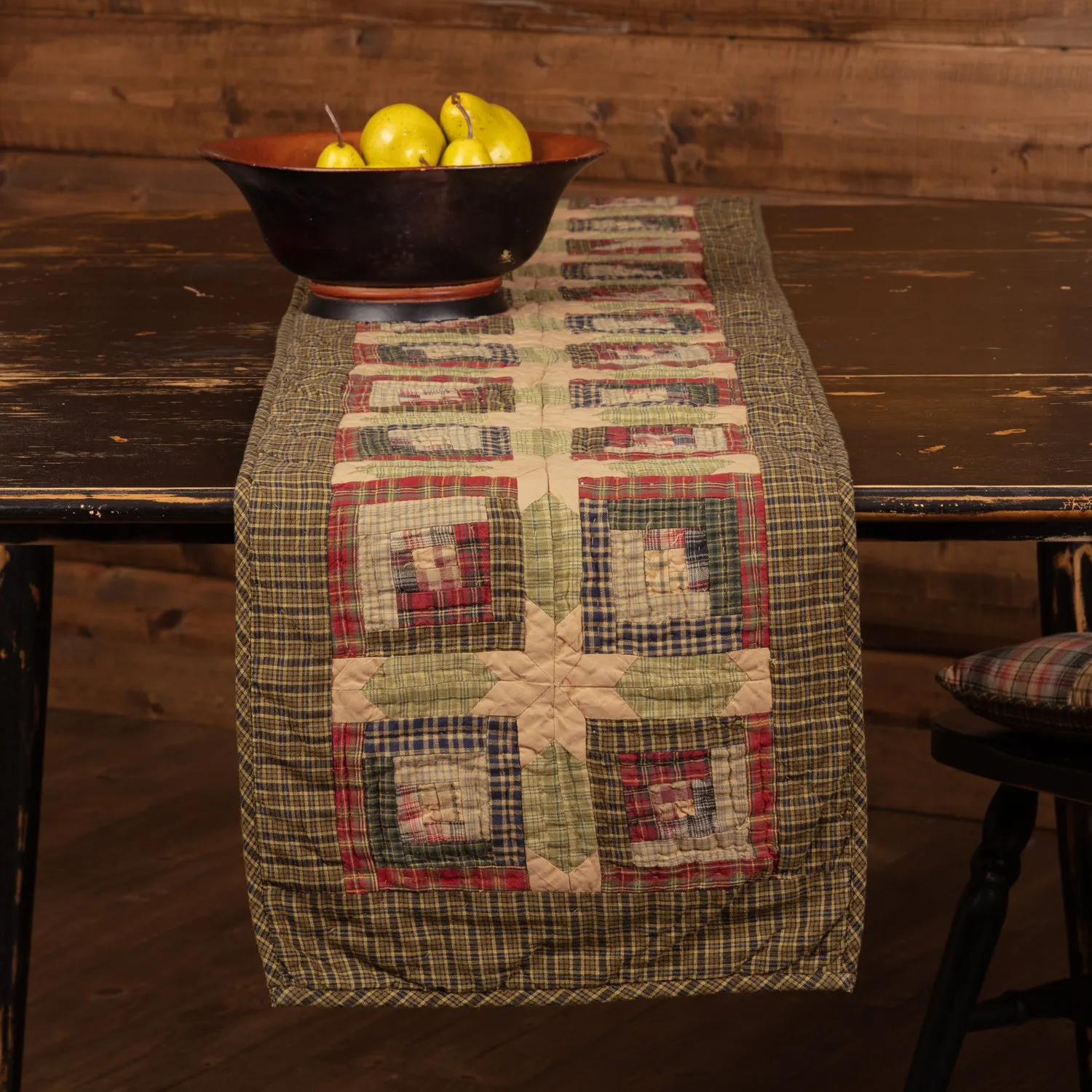 Tea Cabin Runner Quilted